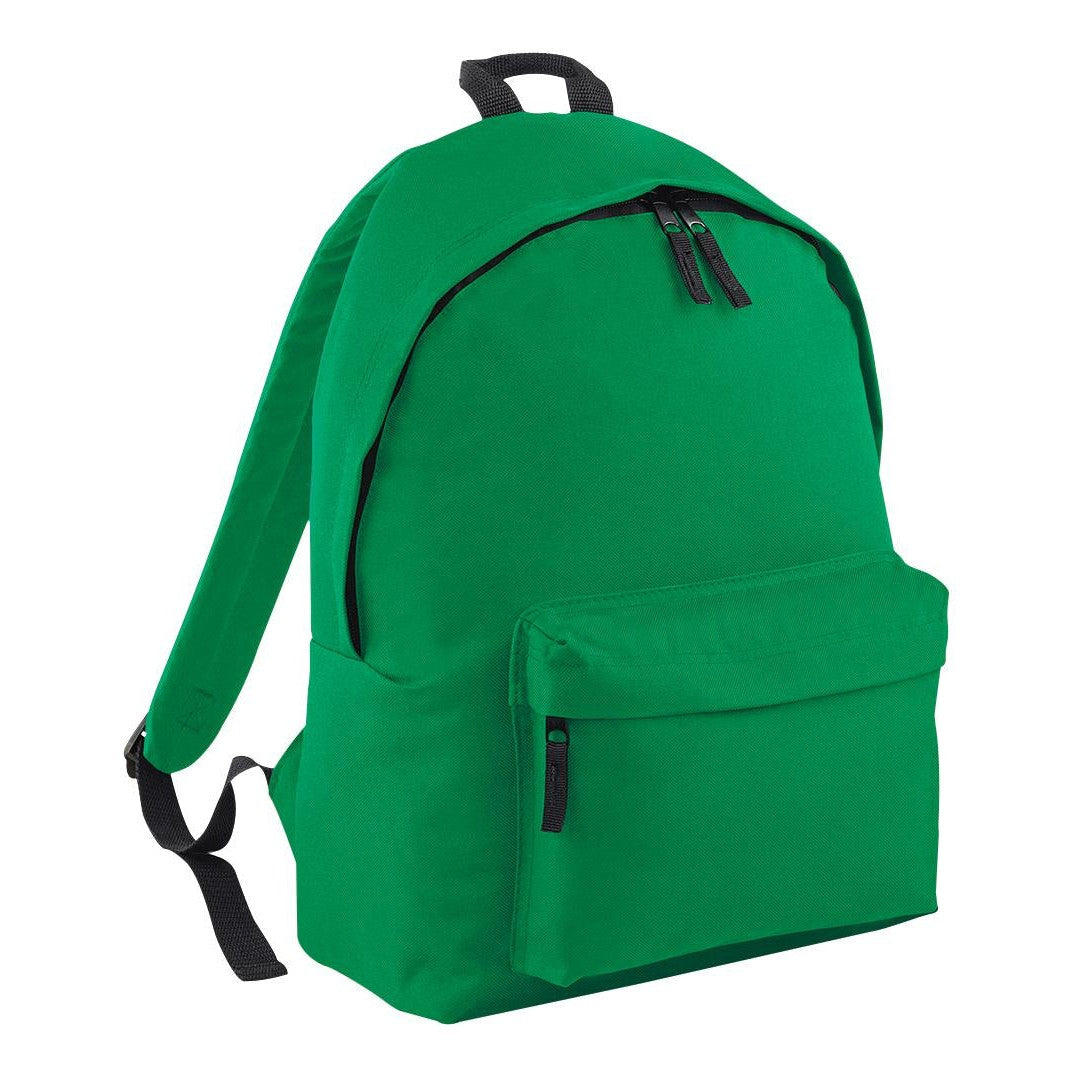 Zippered main compartment