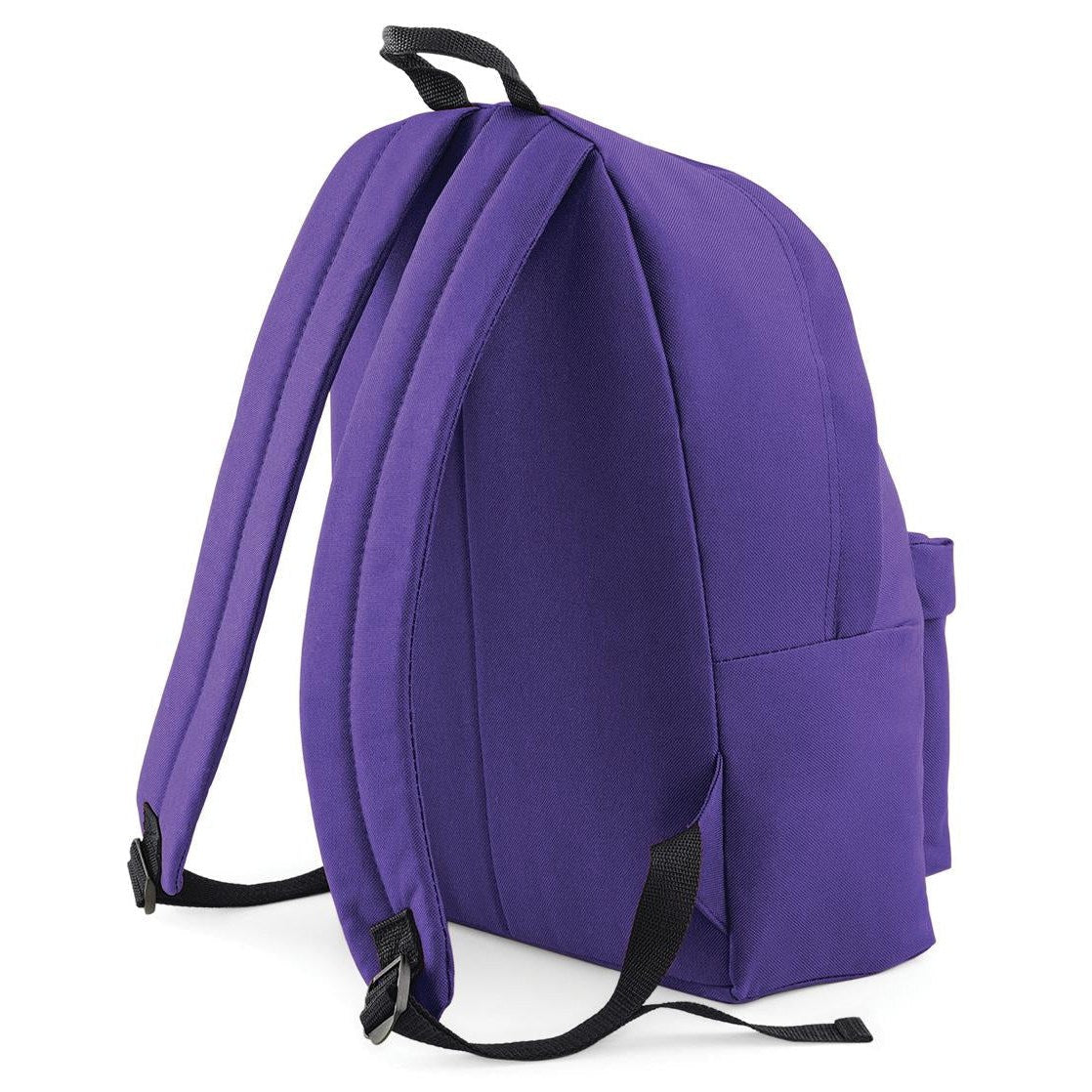 Zippered main compartment