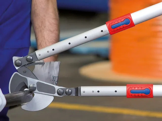 Knipex Ratchet Cable Cutters with Telescopic Handles 570-770mm