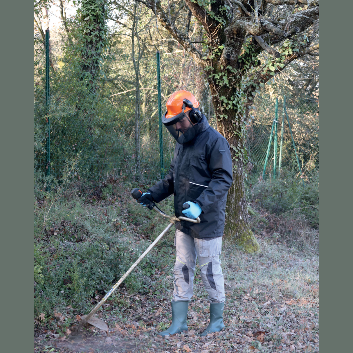 Delta Plus THRYM VV736 - Waterproof Thermal Work Gloves – Superior Grip & Cold Protection