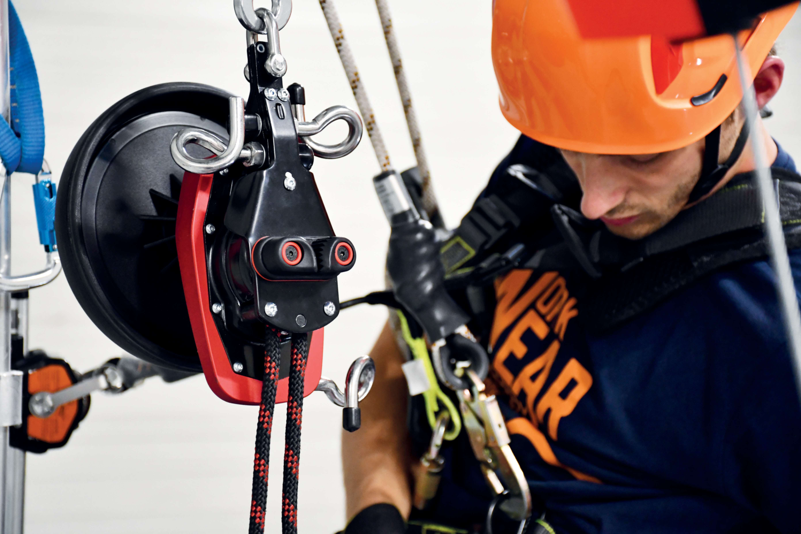 Delta Plus RESCUEHUB TC065 – Lightweight Rescue & Evacuation System with Magnetic Brake