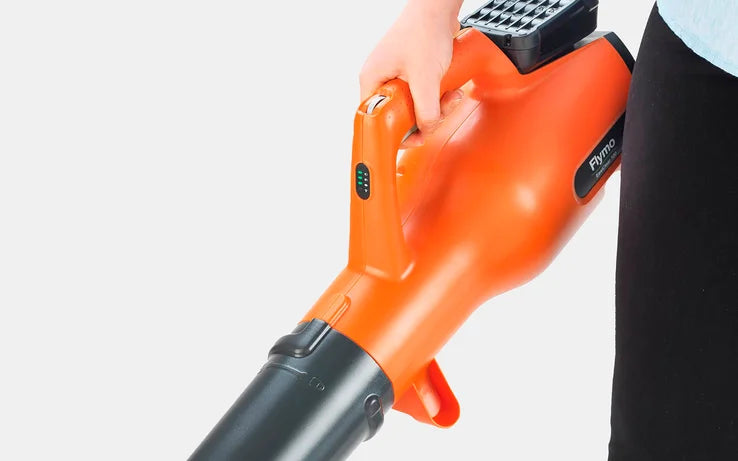 FLYMO 18V EasiClear 100 KIT – Cordless Leaf Blower