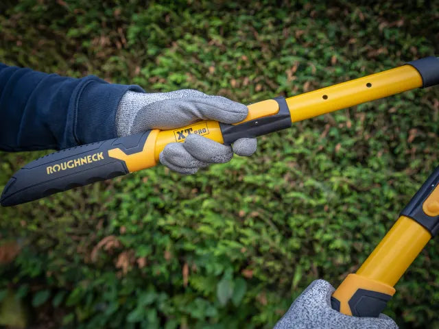 Roughneck XT Pro Telescopic Bypass Loppers 695 - 945mm