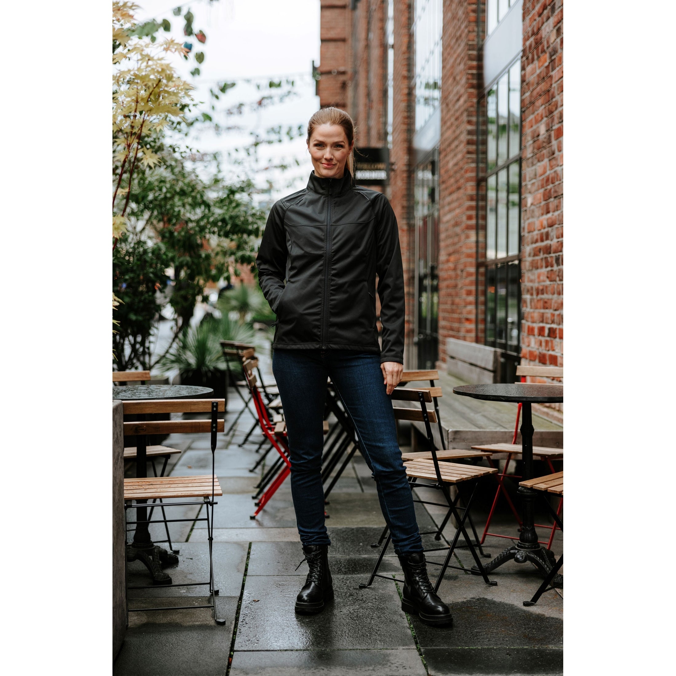 Stormtech Women's Greenwich Lightweight Softshell