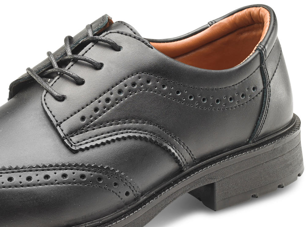 Beeswift Brogue Shoe