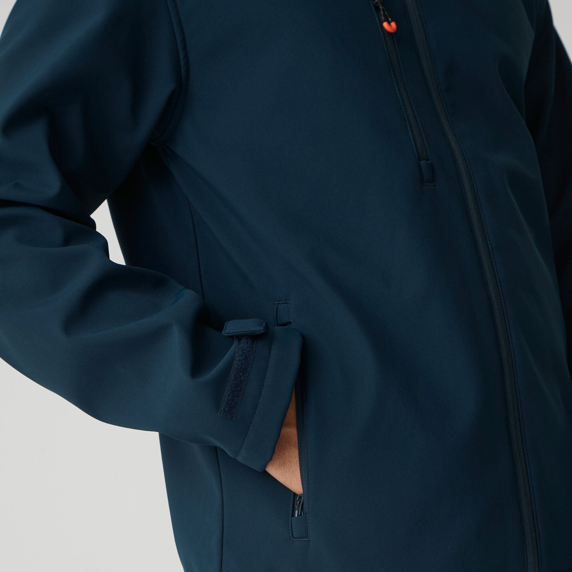 #colour_navy-magma