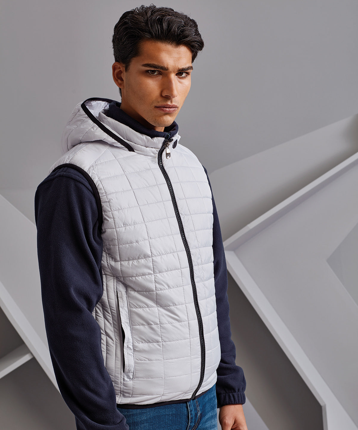 2786 Honeycomb Hooded Gilet