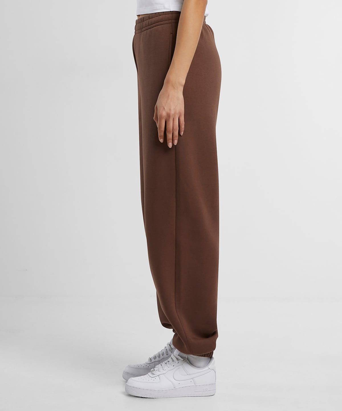 Build Your Brand BY291 Women’s Fluffy Sweatpants