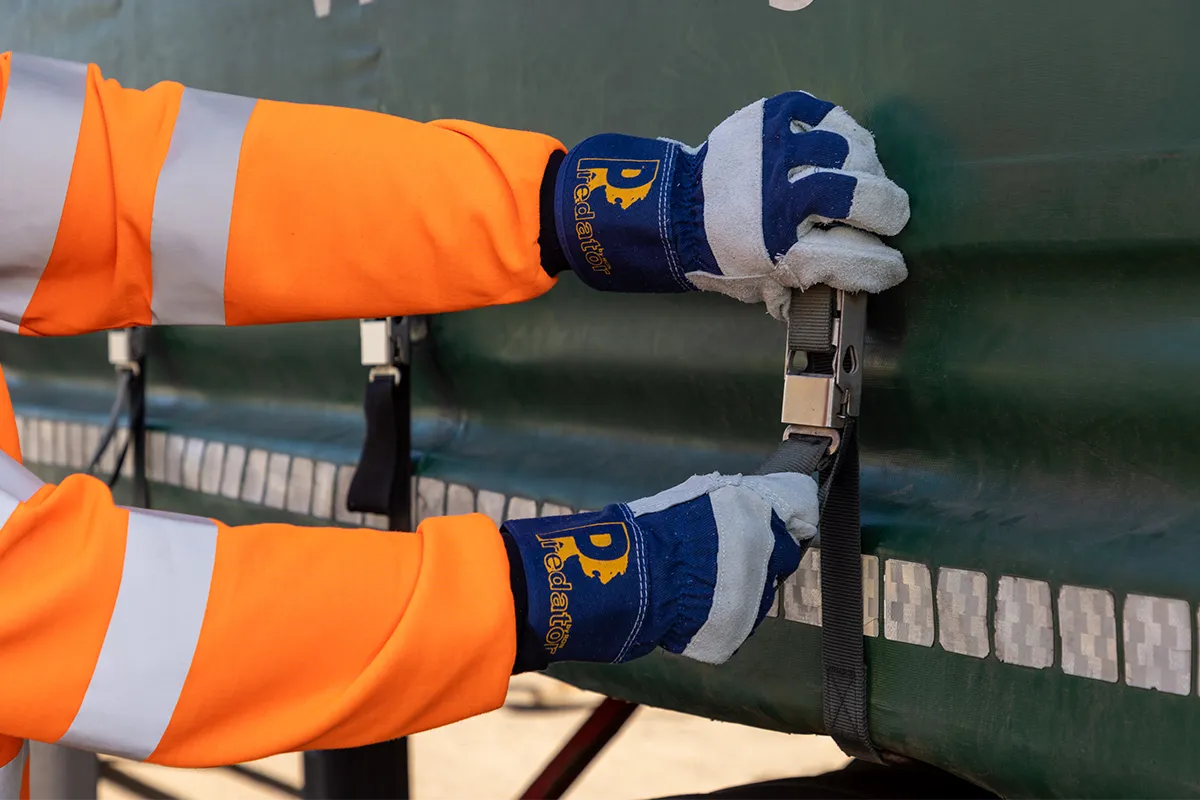 Predator Standard Rigger Gloves