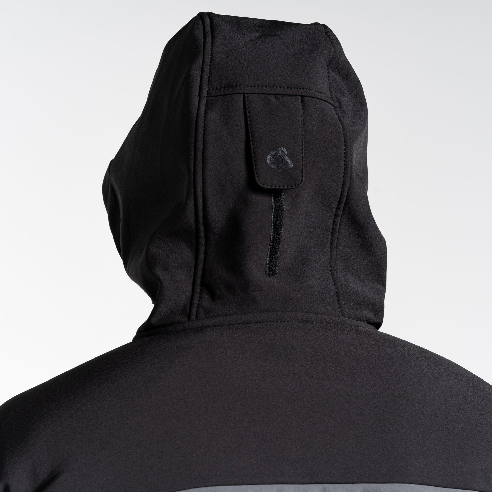 #colour_carbon-grey-black